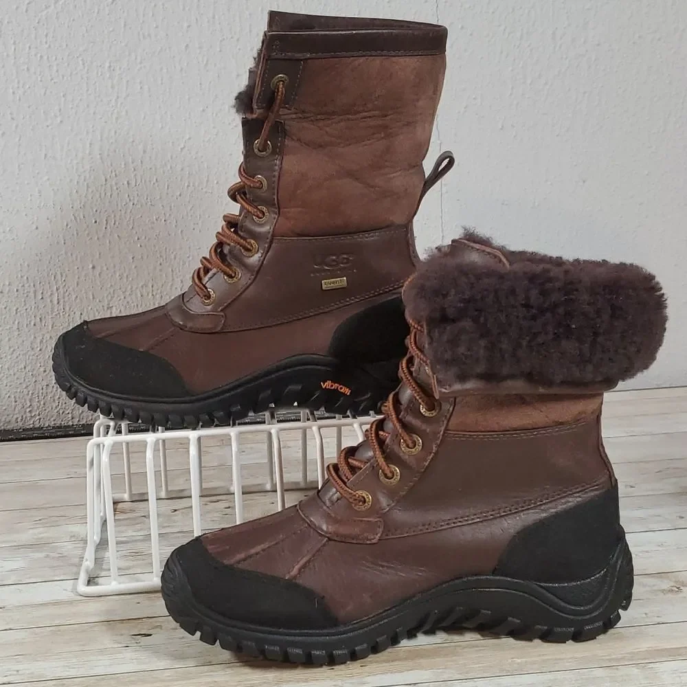 Ugg Adirondack Boots II Obsidian Leather 5446 Size 6 Vibram Soles Event Waterprf